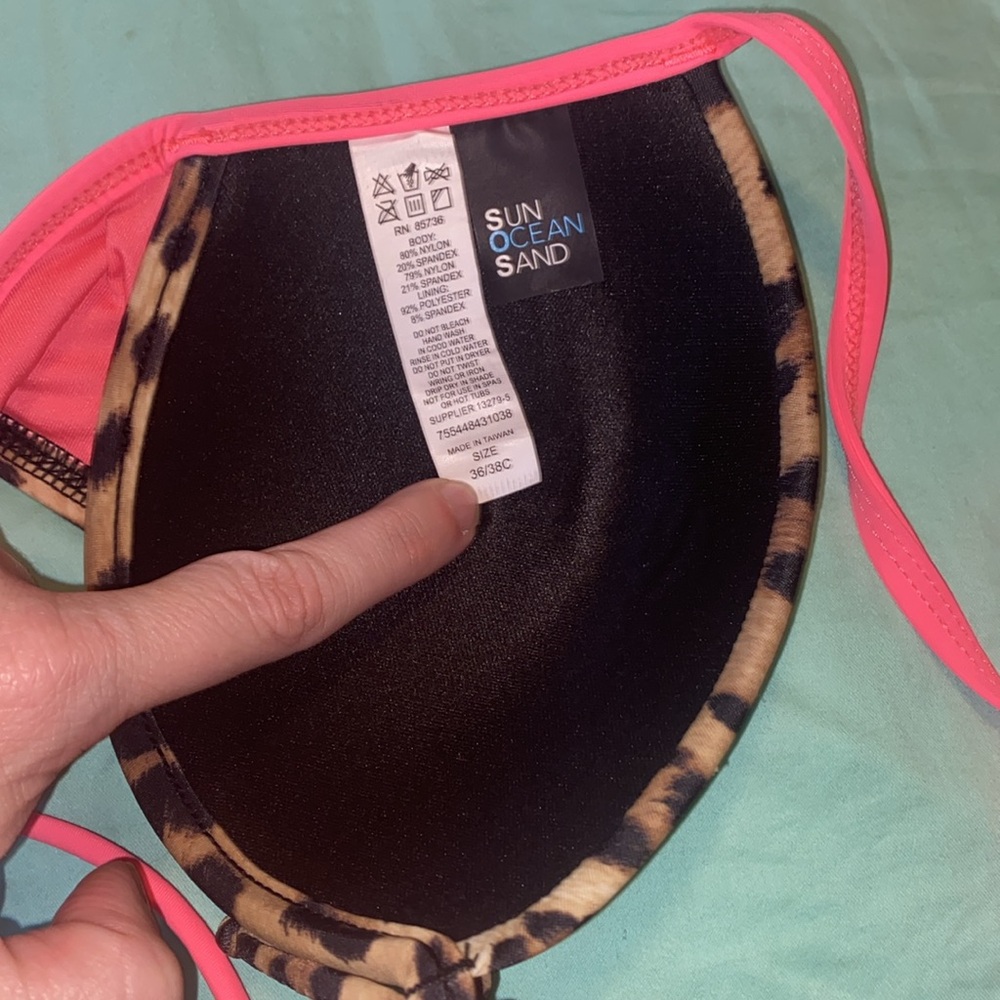 Leopard Print Bikini Top - Picture 2 of 3